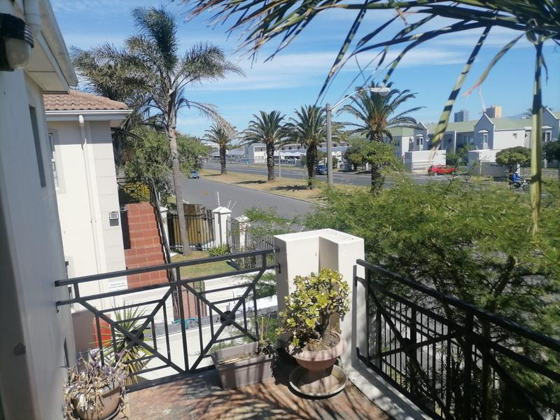 2 Bedroom Property for Sale in Goodwood Park Western Cape
